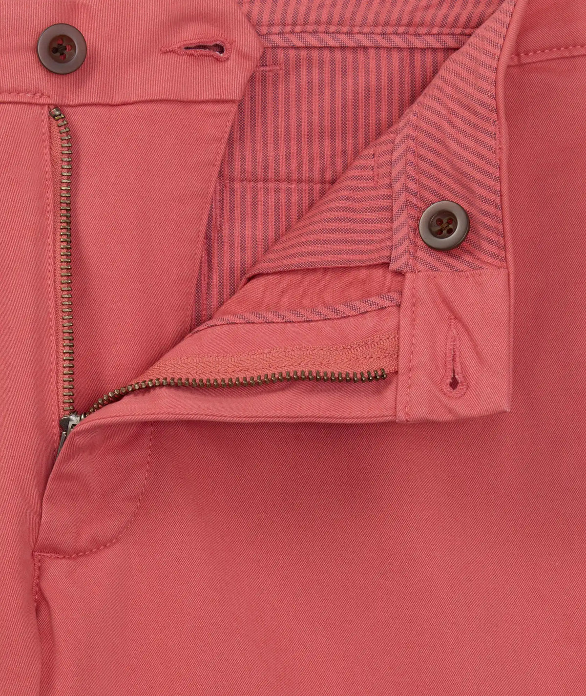 9" Stretch Chino Shorts