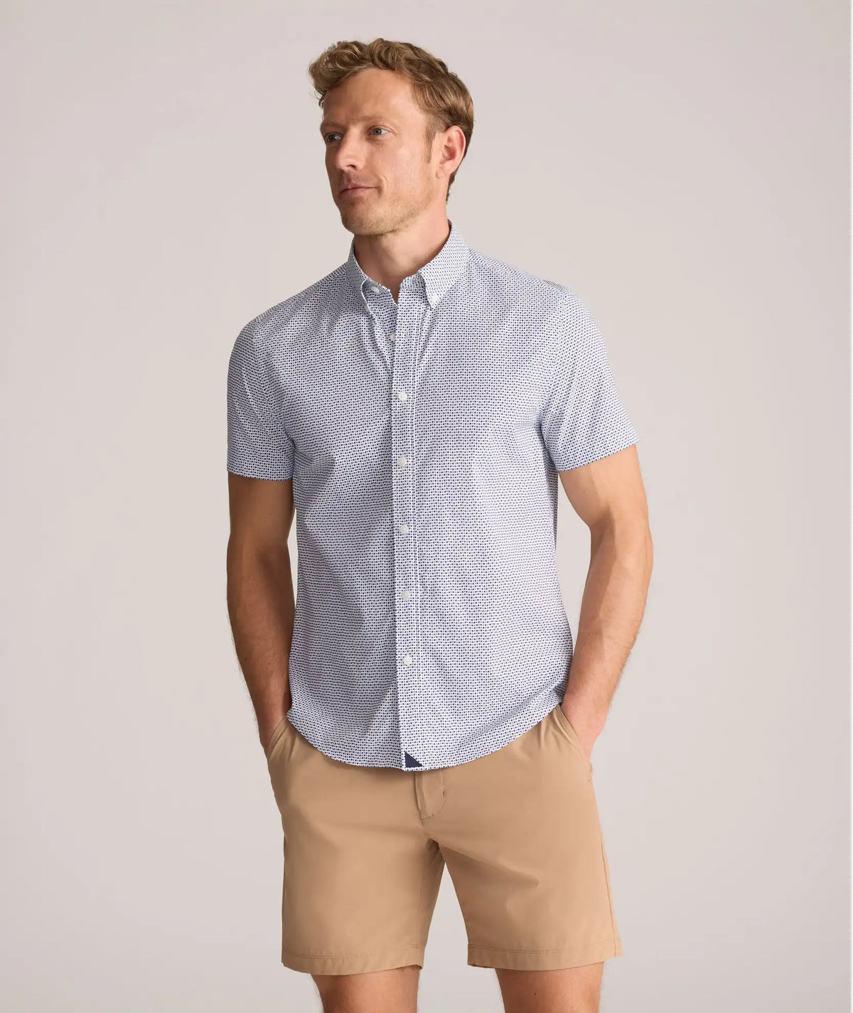Performance Short-Sleeve Nouveau Shirt