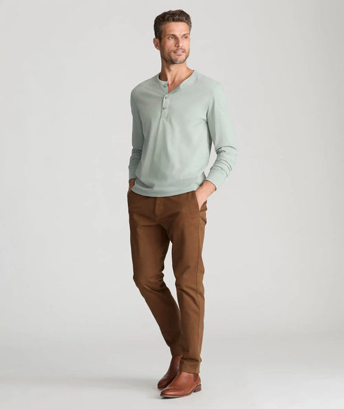 Classic Chino Pants
